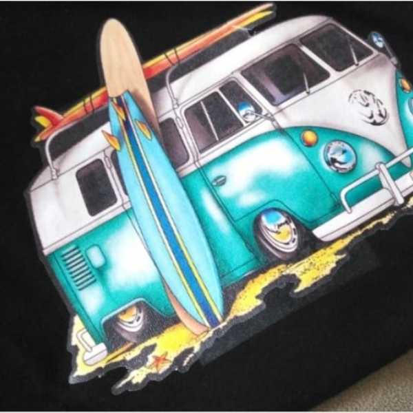 exemplo do uso do Filme de impressão termocolante Branco em uma camiseta