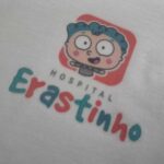 exemplo do uso do Filme de impressão termocolante Transparente em uma camiseta