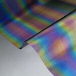 detalhe filme de recorte refletivo holográfico